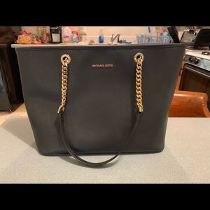 Michael Kors tote